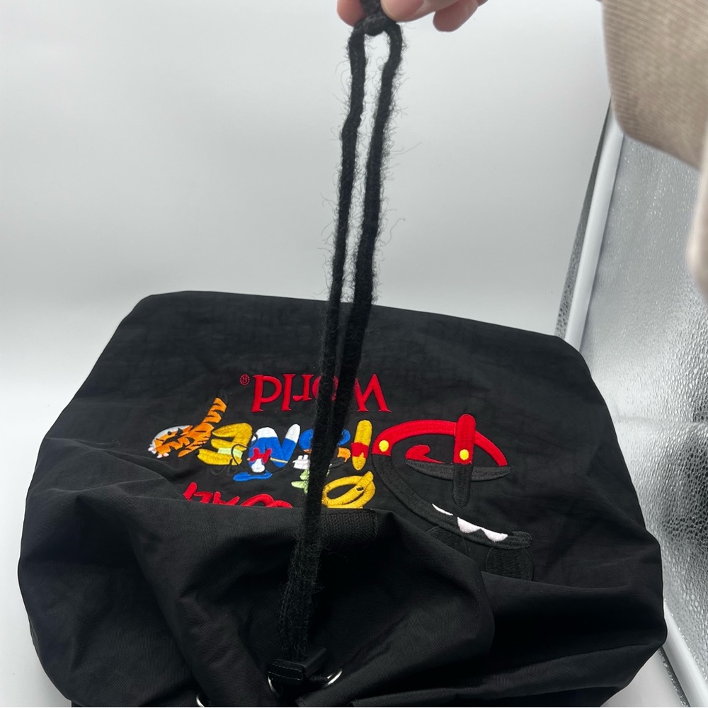 Disney World 90’s Black Drawstring Backpack - image 7